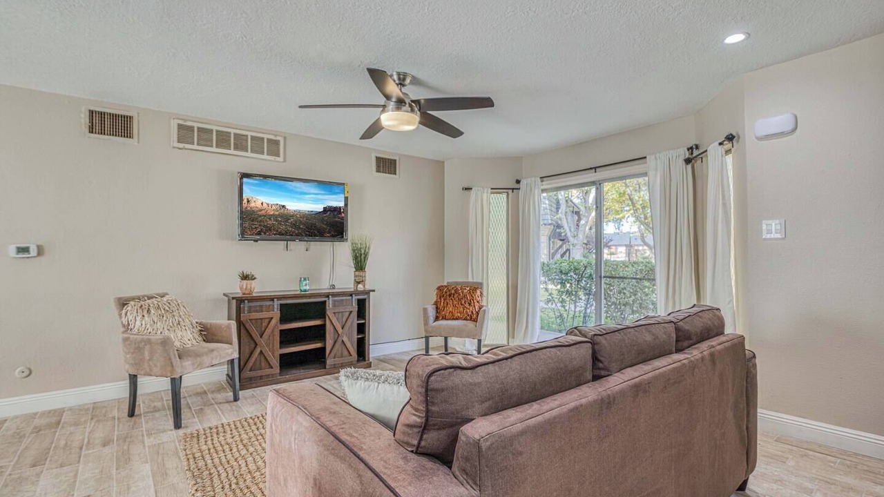 Photo of Livingroom in El Paso