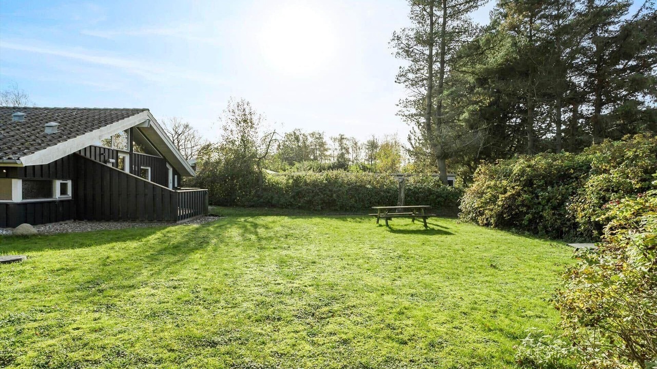 Photo of Outdoor in Hov