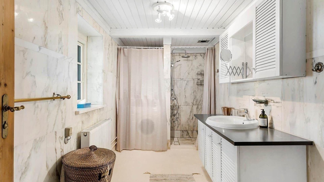Photo of Bathroom in Tranekaer