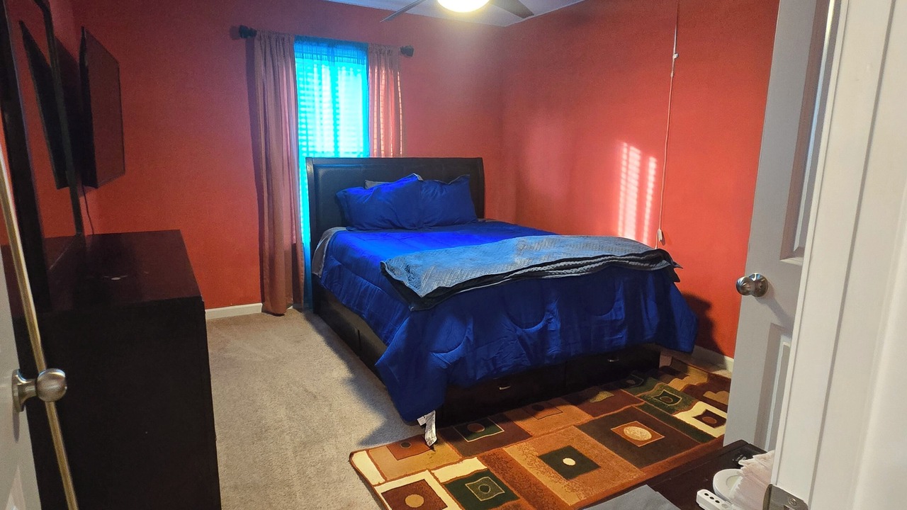 Photo of Bedroom in Locust Grove
