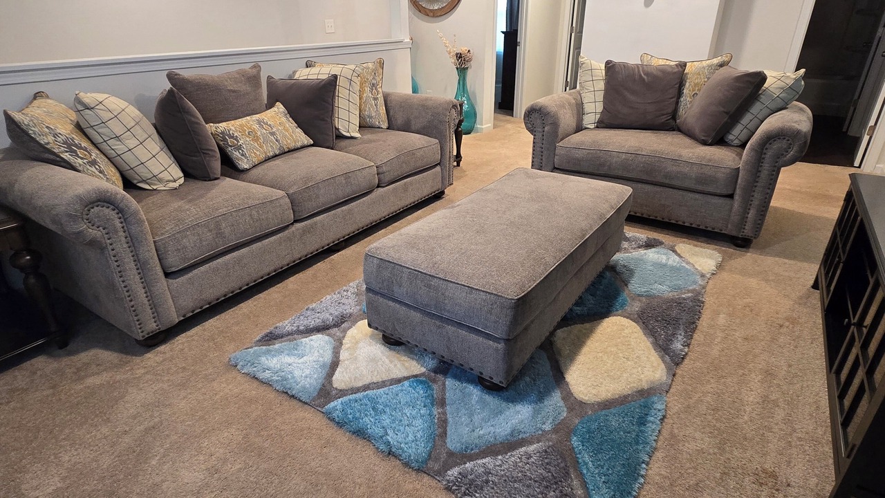 Photo of Livingroom in Locust Grove