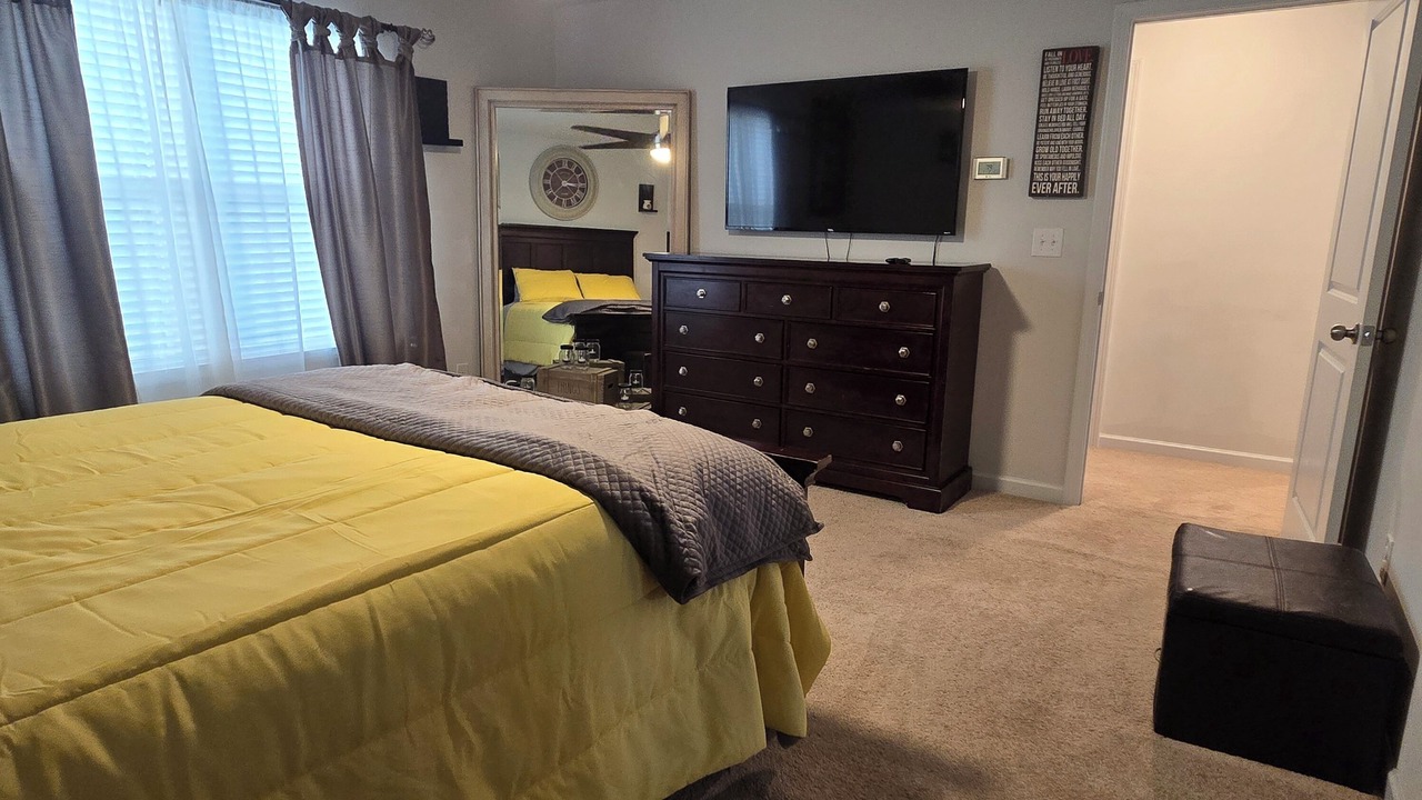 Photo of Bedroom in Locust Grove