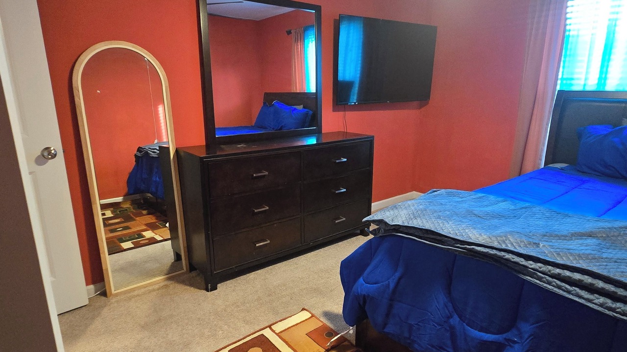 Photo of Bedroom in Locust Grove