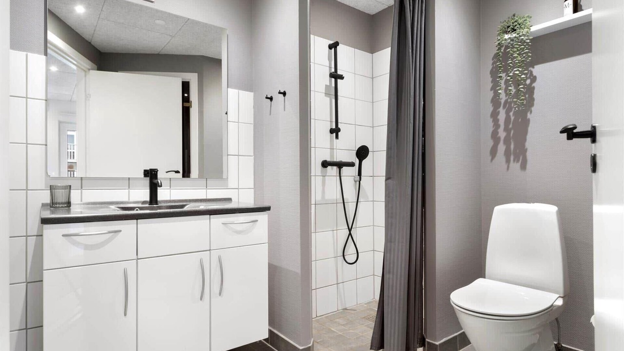 Photo of Bathroom in Lokken