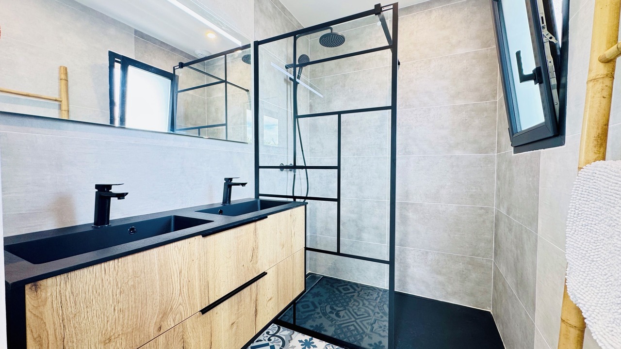 Photo of Bathroom in Banyuls-dels-Aspres