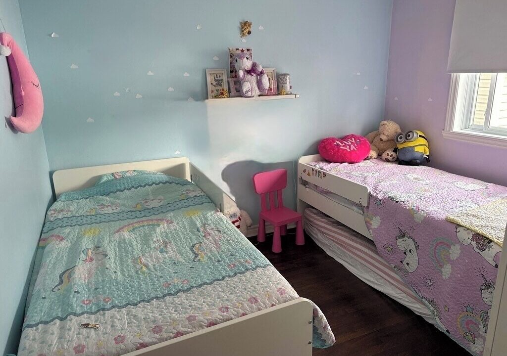 Photo of Bedroom in Longueuil