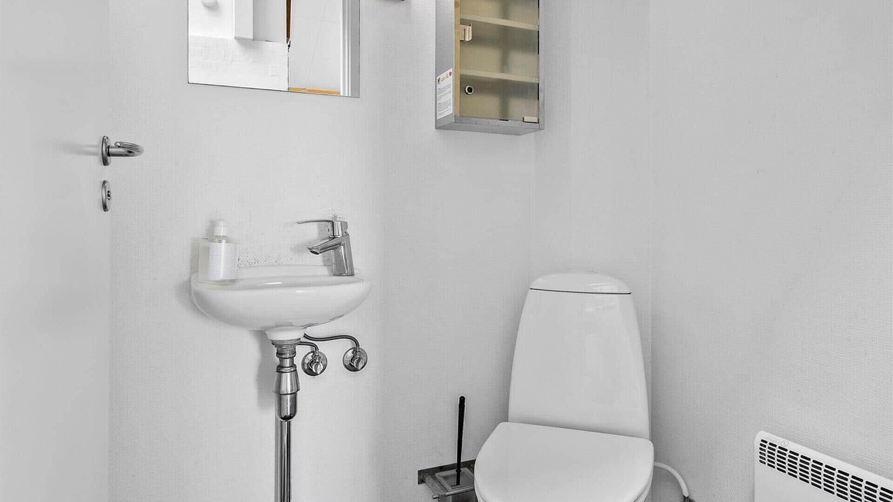 Photo of Bathroom in Erslev