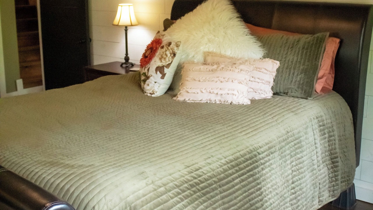 Photo of Bedroom in Clinton