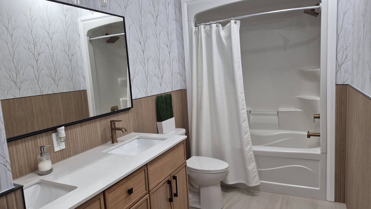 Photo of Bathroom in Tay