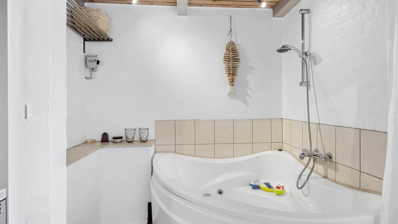 Photo of Bathroom in Øhuse