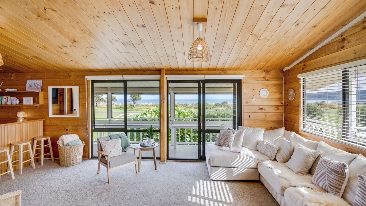 Photo of Livingroom in Mahia