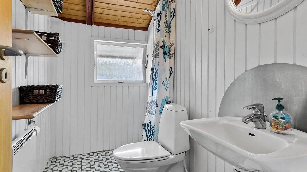 Photo of Bathroom in Klitmoller