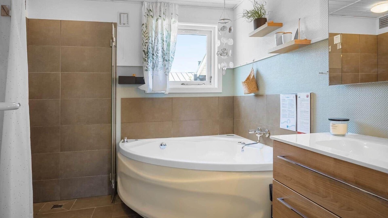 Photo of Bathroom in Stenbjerg