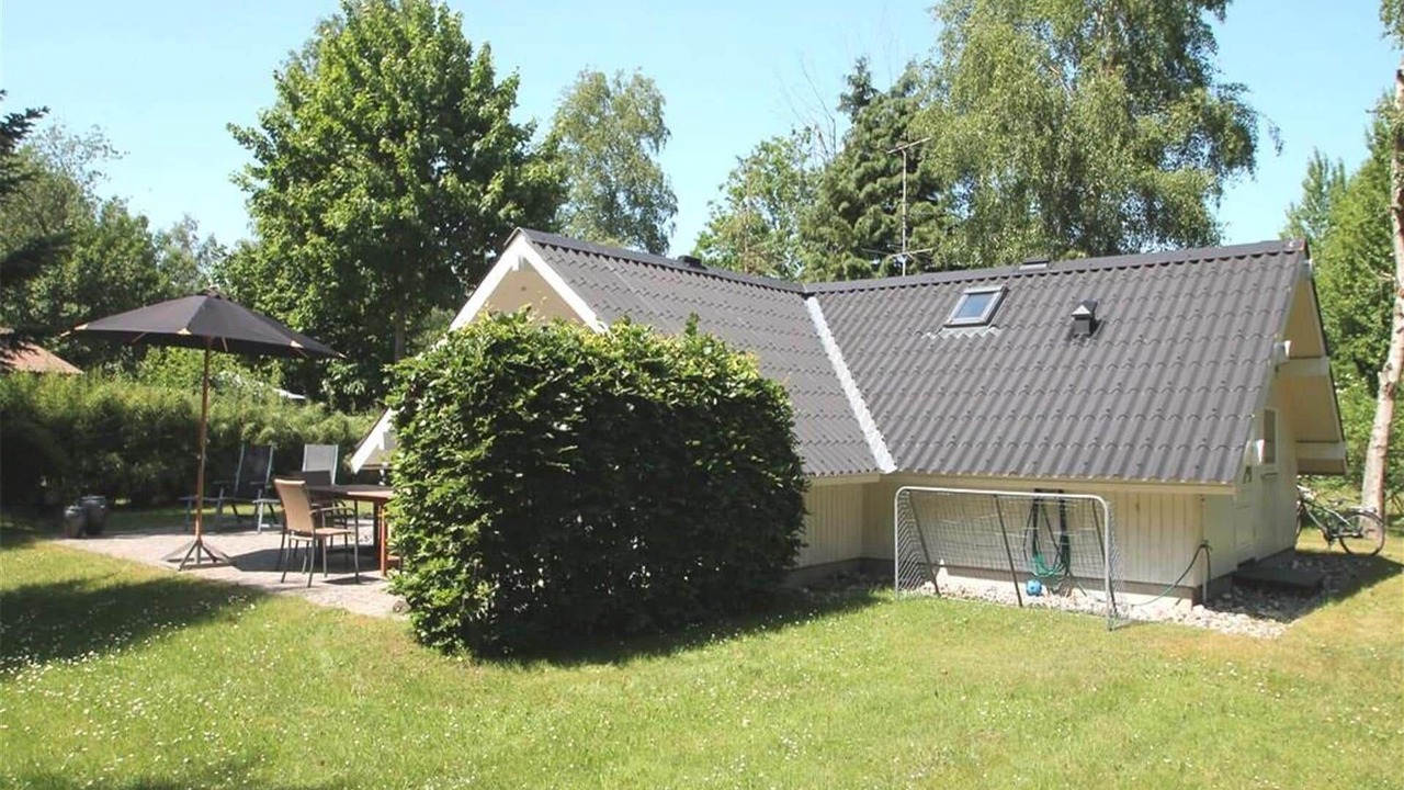 Photo of Outdoor in Store Fuglede