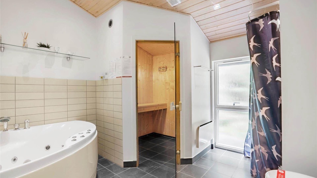 Photo of Bathroom in Vorupør