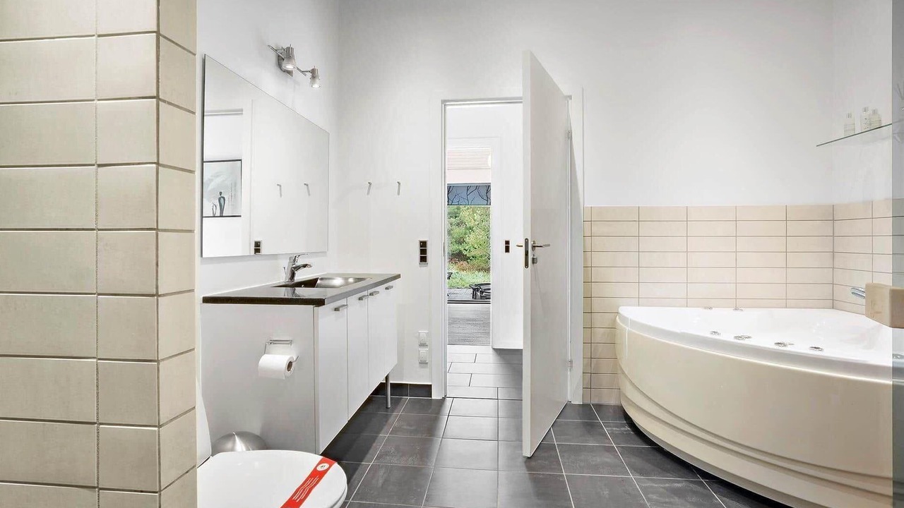 Photo of Bathroom in Vorupør