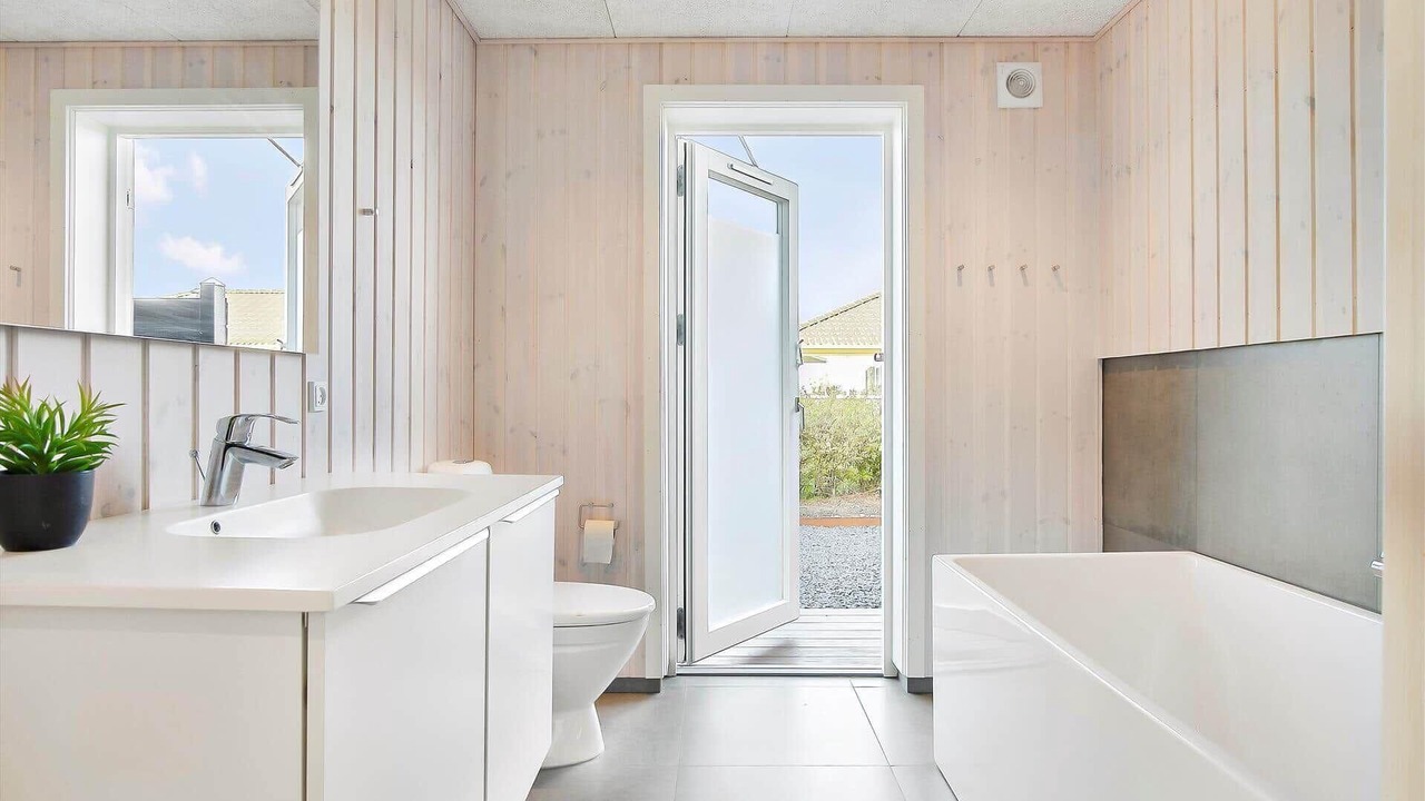 Photo of Bathroom in Frolunde