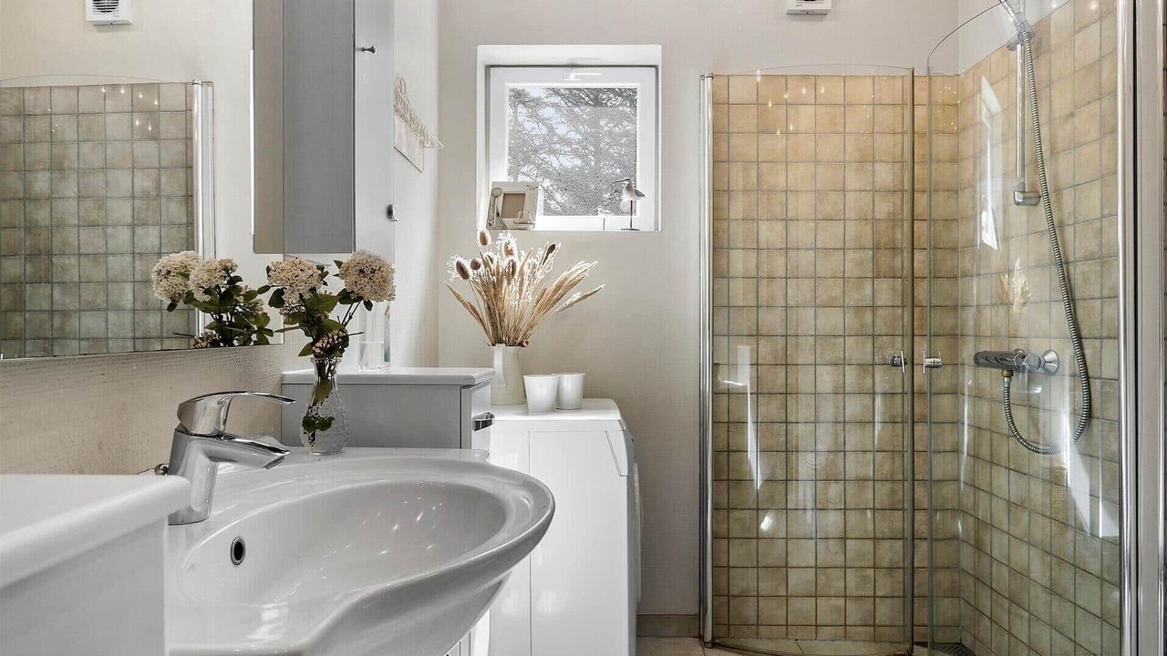 Photo of Bathroom in Agger