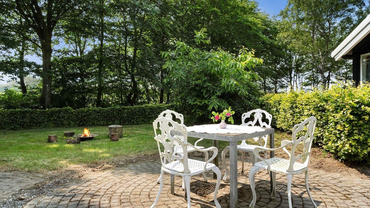 Photo of Outdoor in Vemb