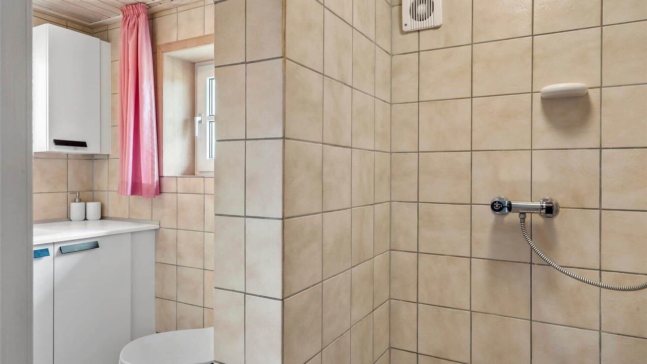 Photo of Bathroom in Øhuse