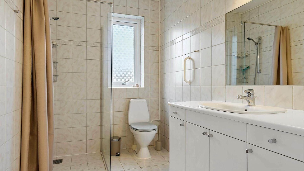 Photo of Bathroom in Thorsminde