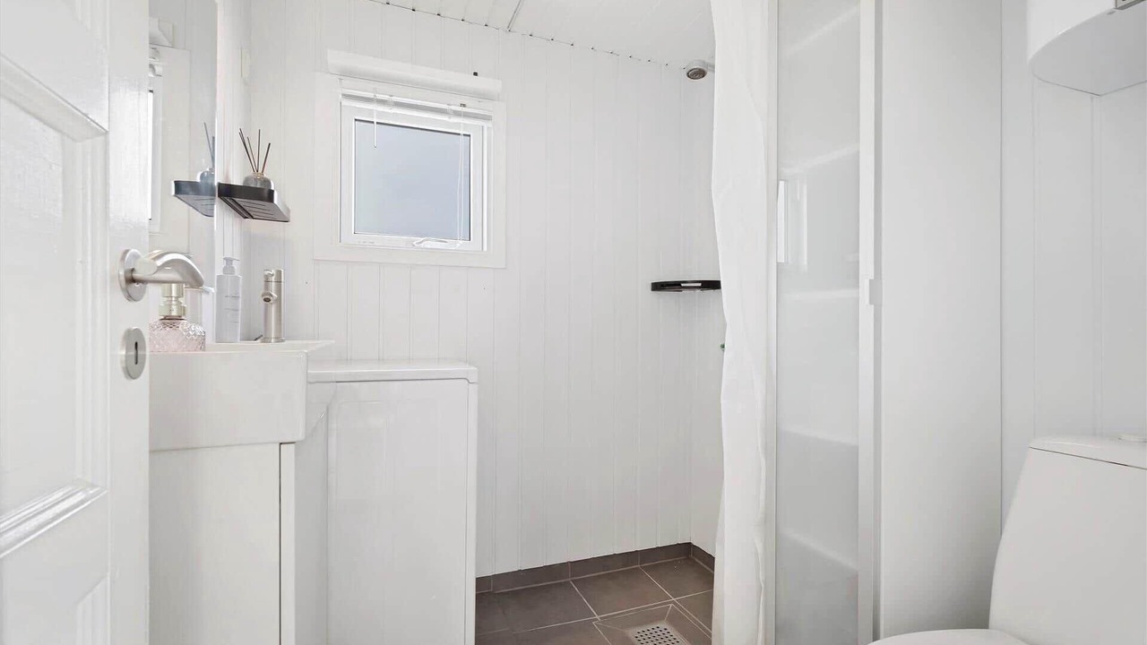 Photo of Bathroom in Fjand Badeby
