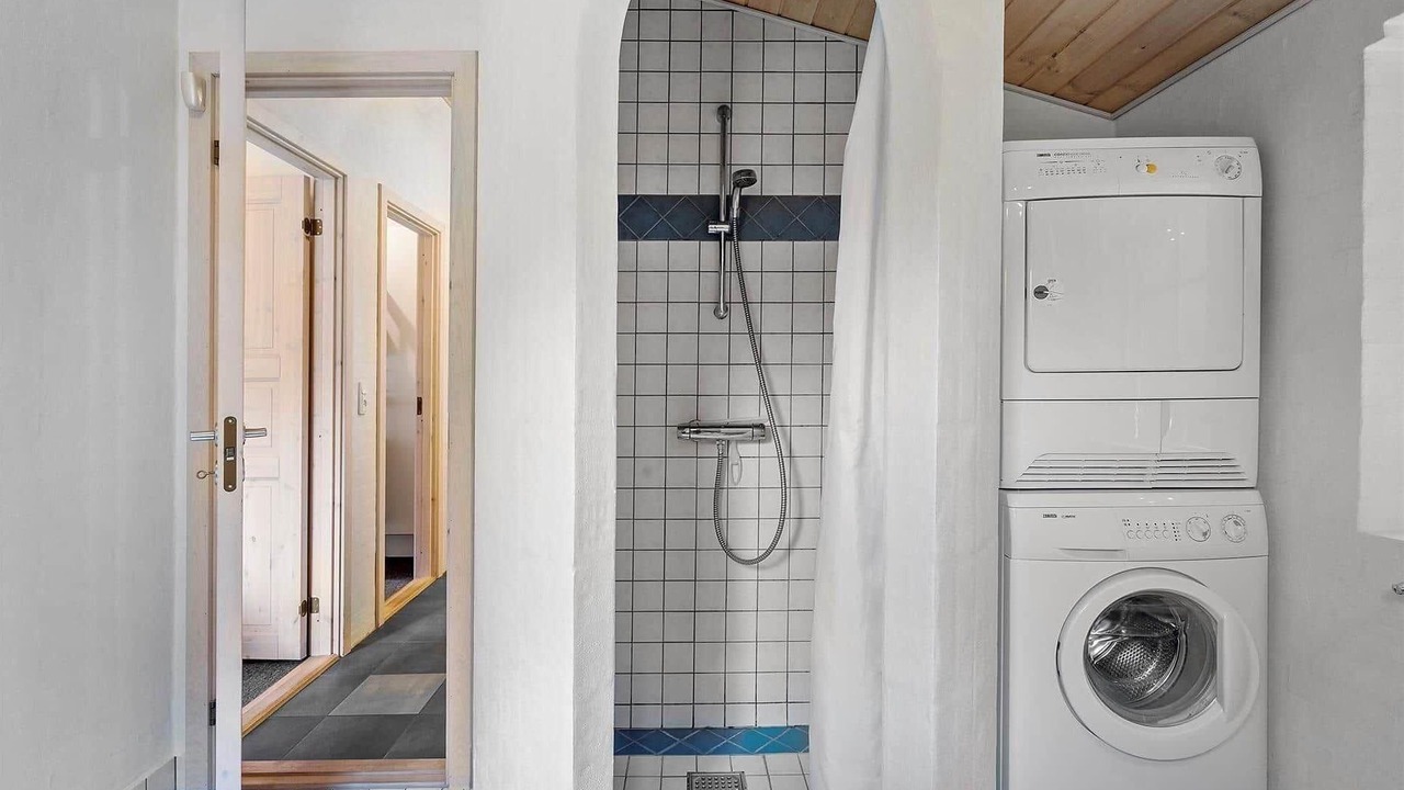 Photo of Bathroom in Øby