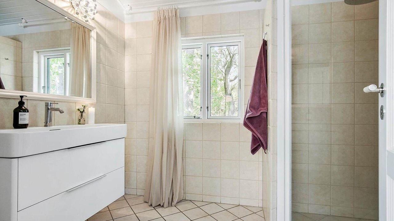 Photo of Bathroom in Frolunde