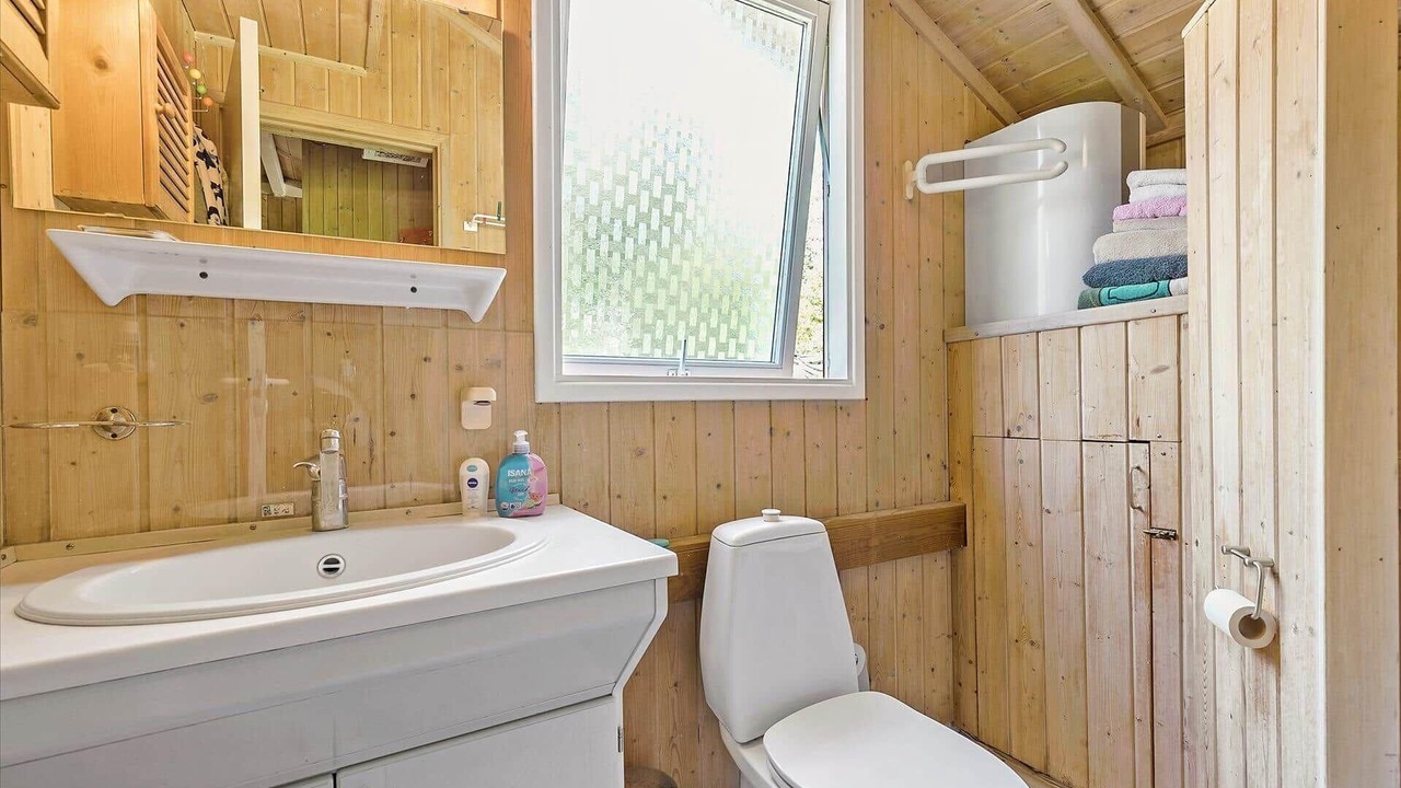 Photo of Bathroom in Boeslunde
