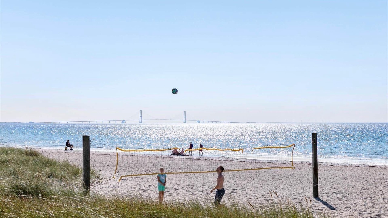 Photo of Others in Frolunde