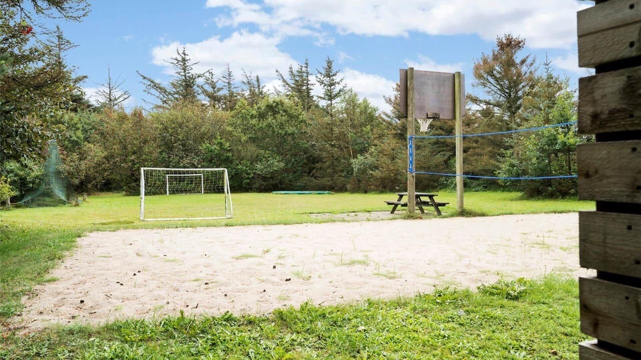 Photo of Others in Sundhuse