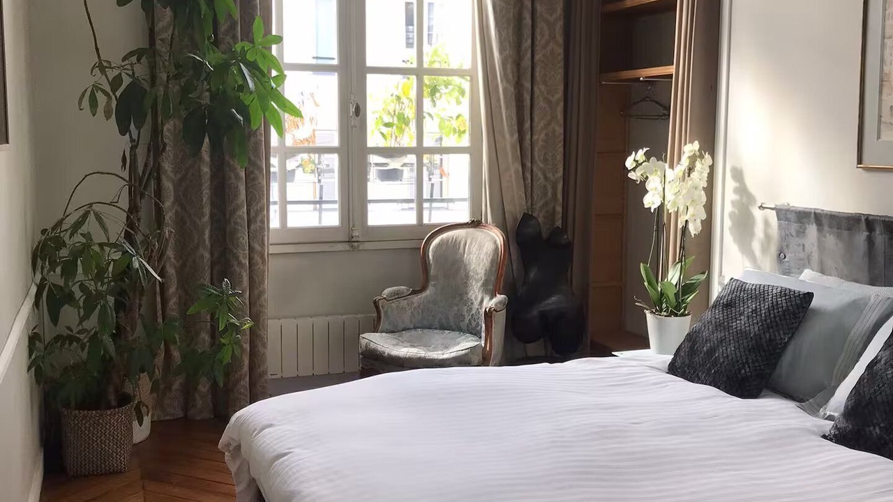 Photo of Bedroom in Notre Dame
