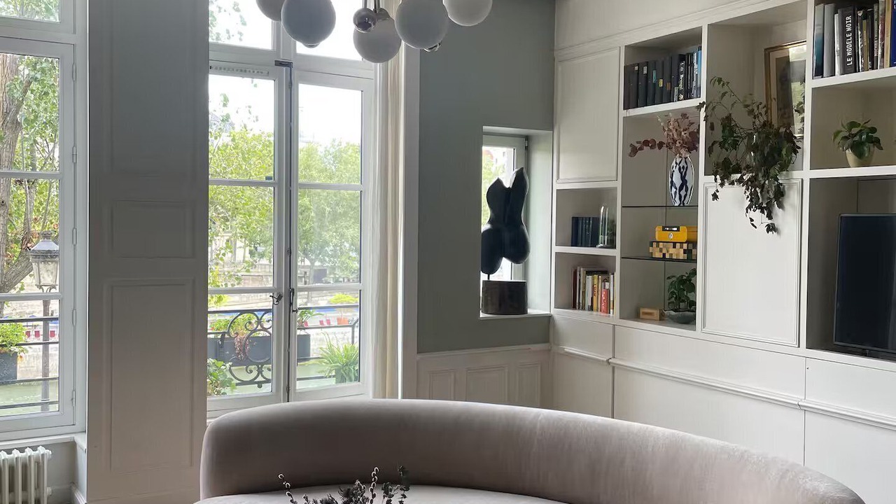 Photo of Livingroom in Notre Dame