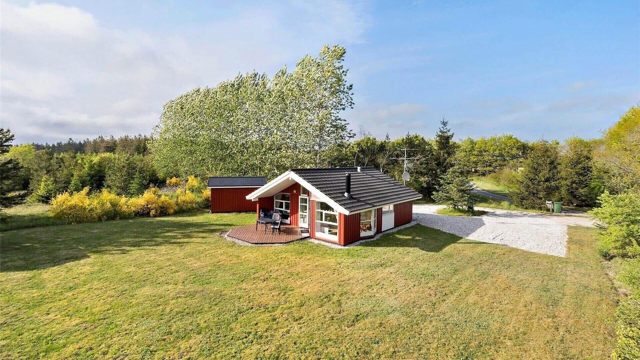 Photo of Outdoor in Vemb