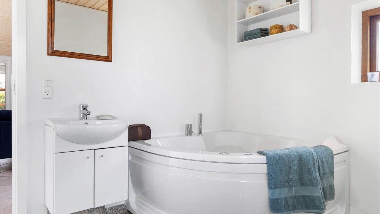 Photo of Bathroom in Snedsted