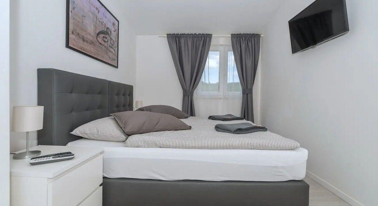 Photo of Bedroom in Krvavica