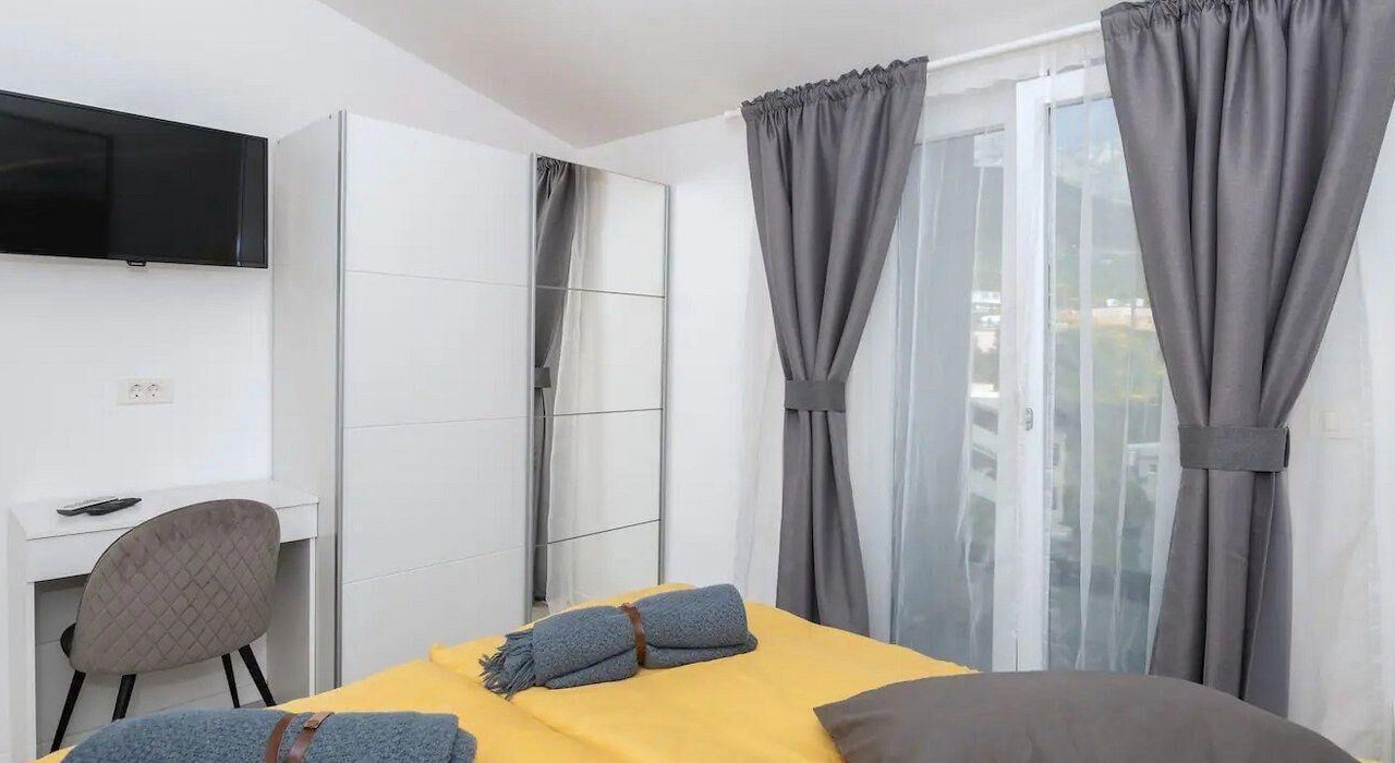 Photo of Bedroom in Krvavica