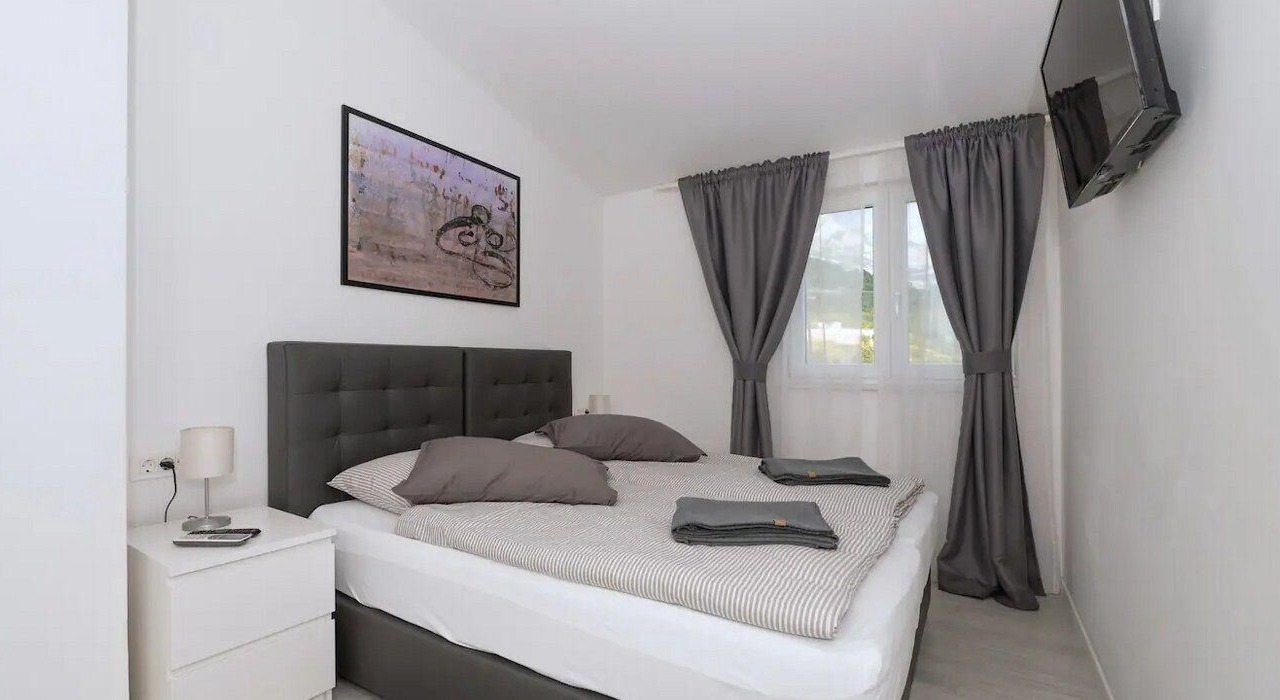 Photo of Bedroom in Krvavica