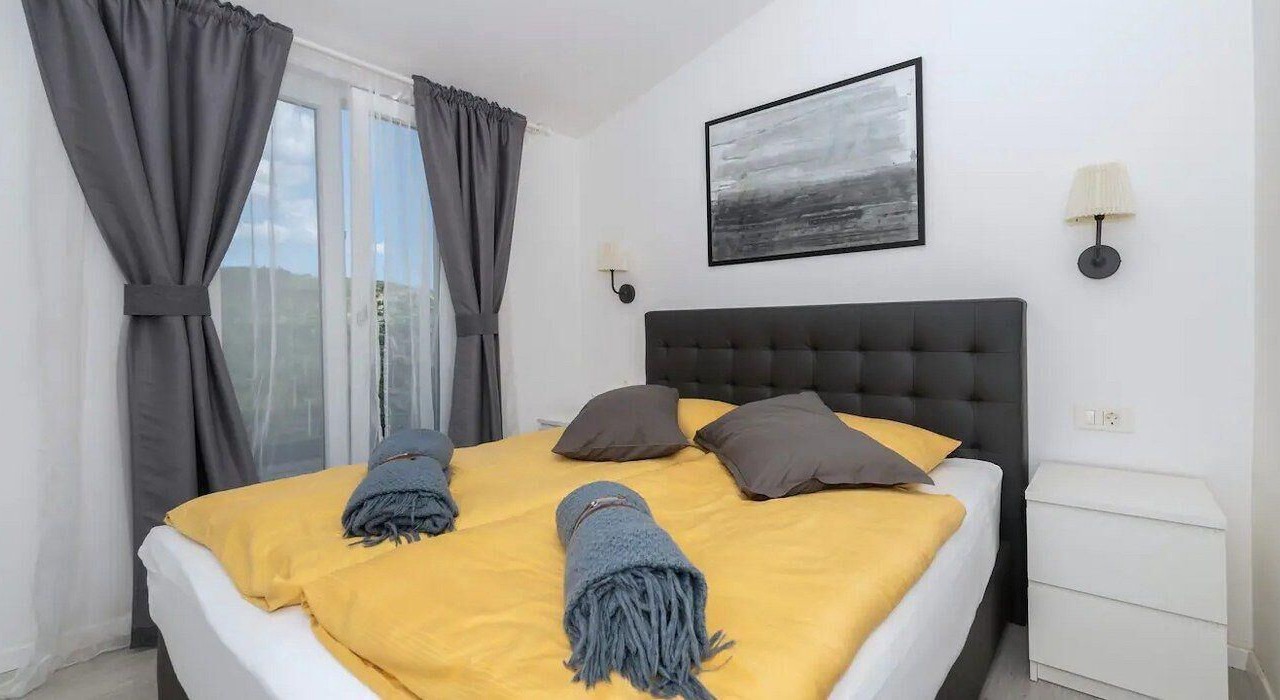 Photo of Bedroom in Krvavica