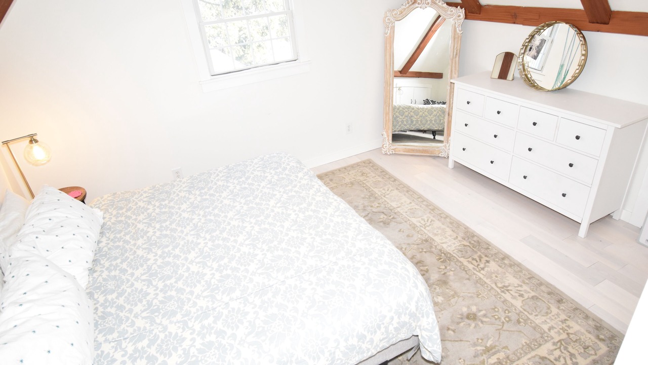 Photo of Bedroom in Matunuck