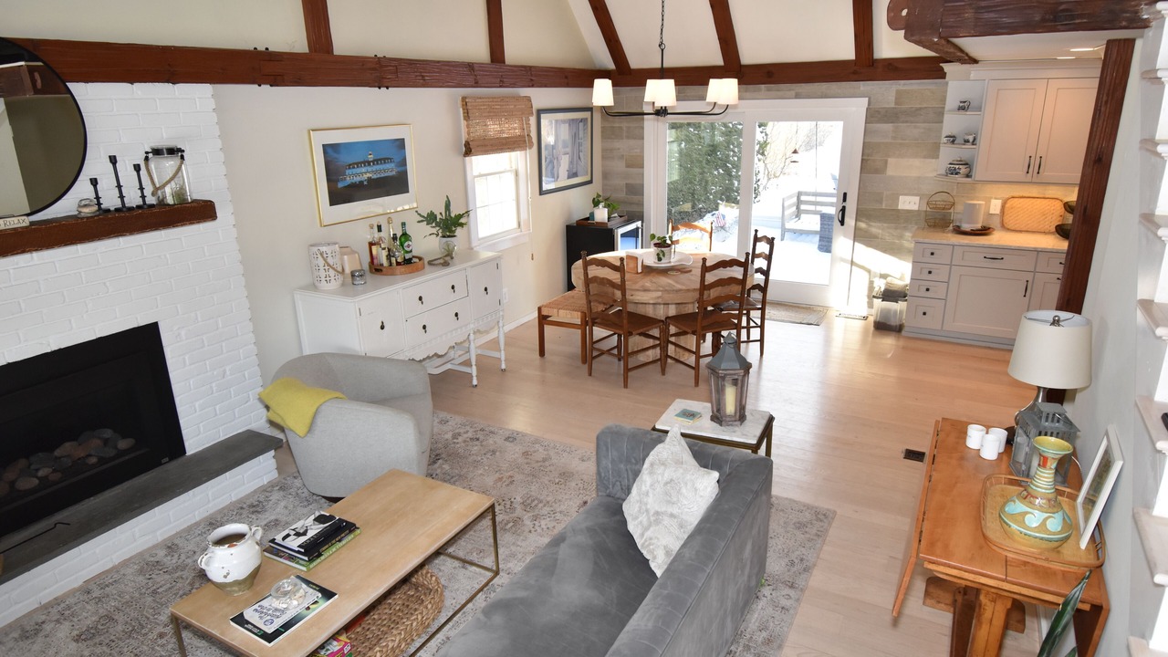 Photo of Livingroom in Matunuck