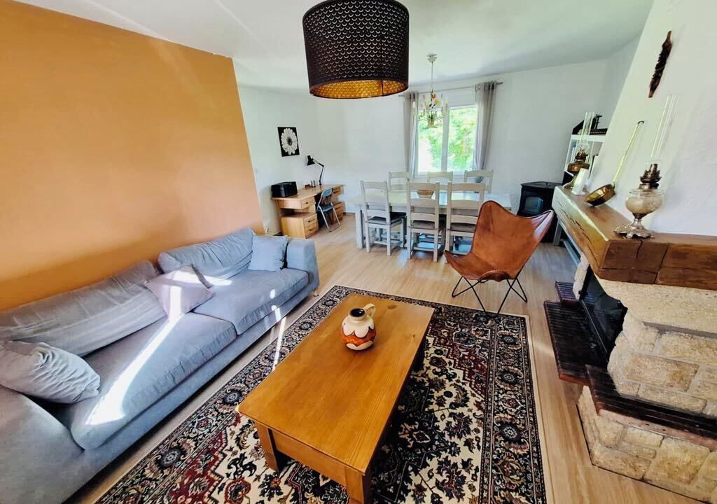 Photo of Livingroom in Mas-Saint-Chely