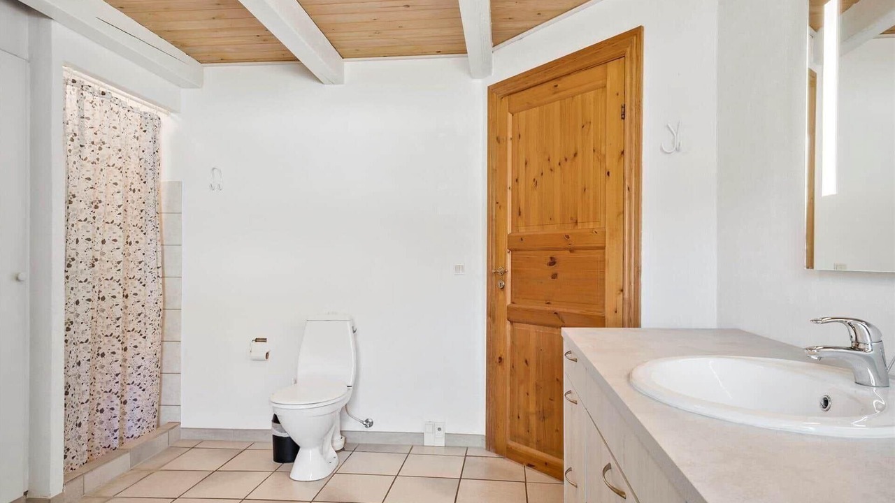 Photo of Bathroom in Bedsted