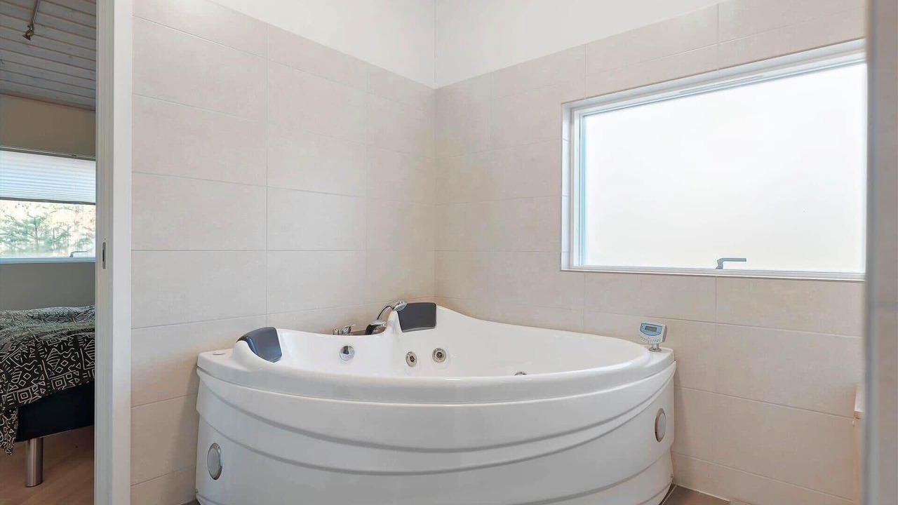 Photo of Bathroom in Skram