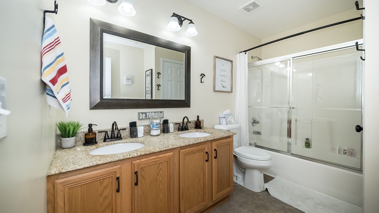 Photo of Bathroom in Innsbrook