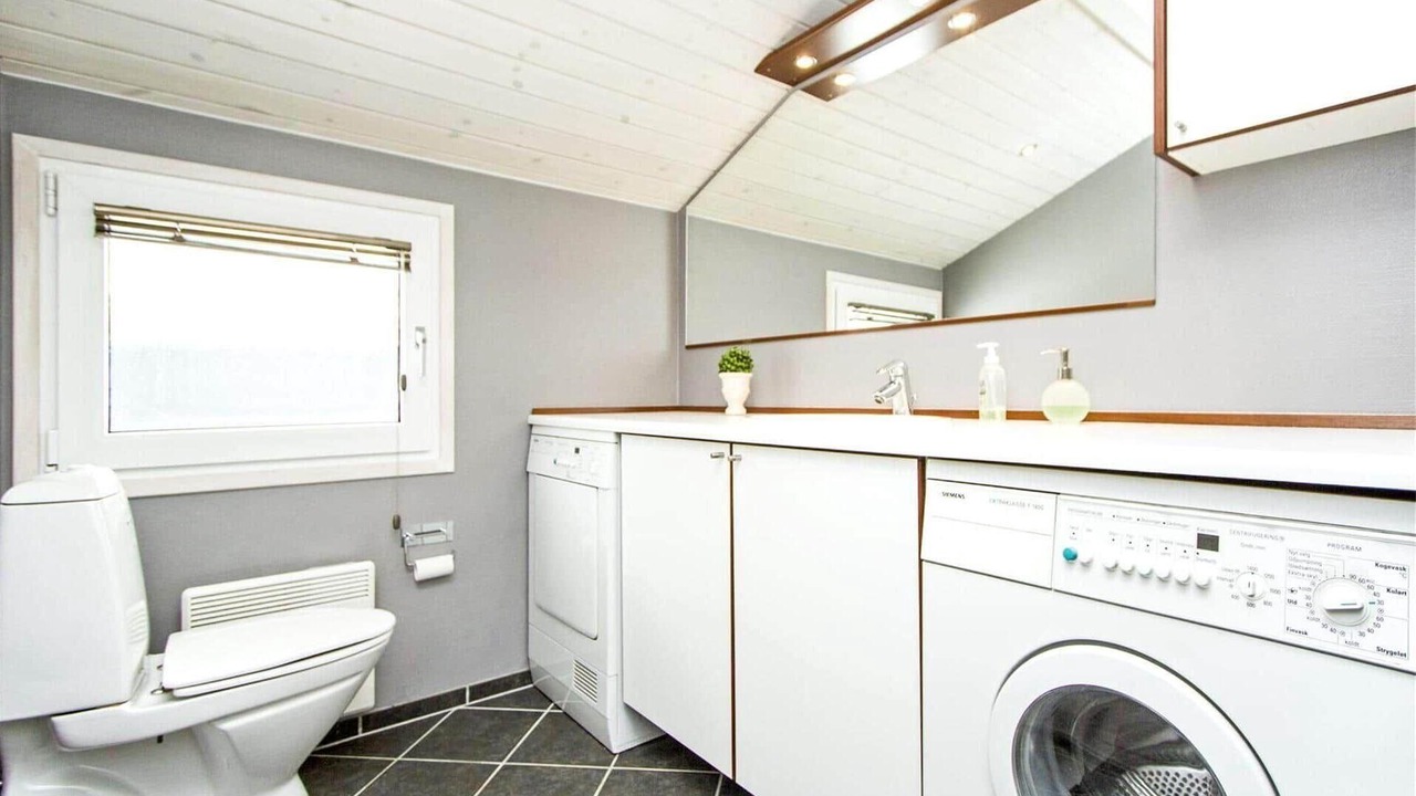 Photo of Bathroom in Aalbaek