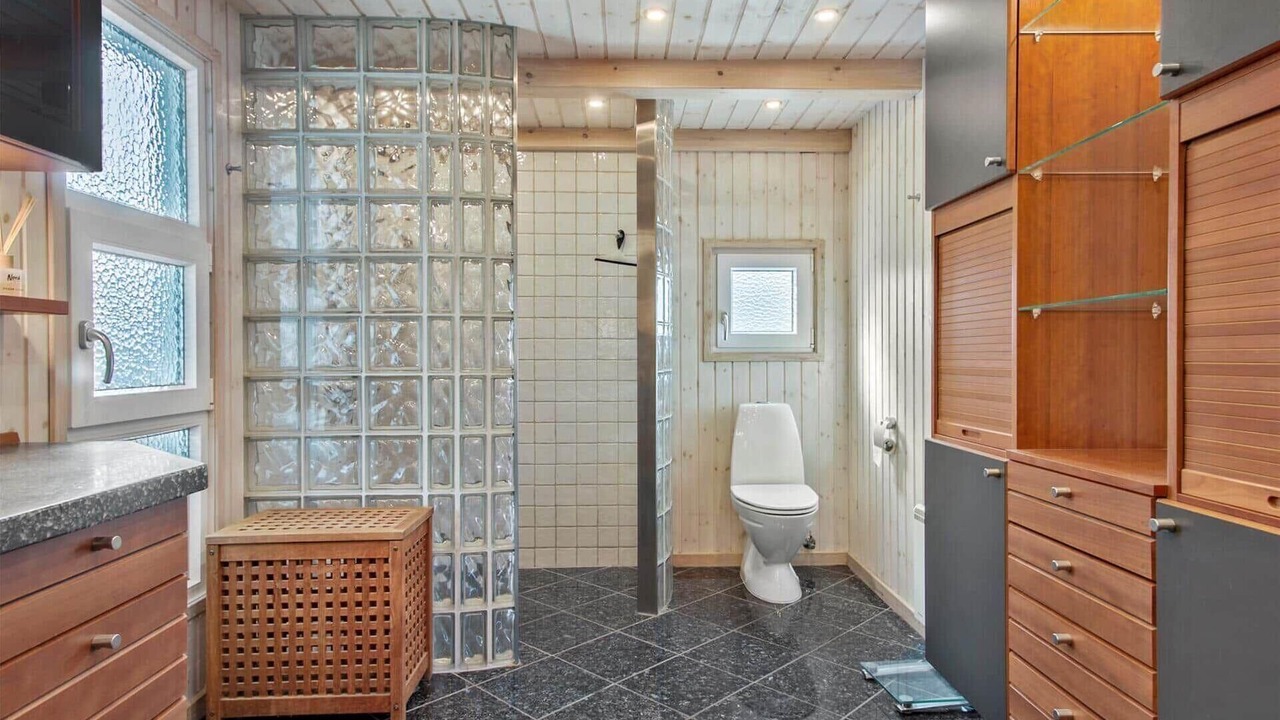 Photo of Bathroom in Bratten Strand