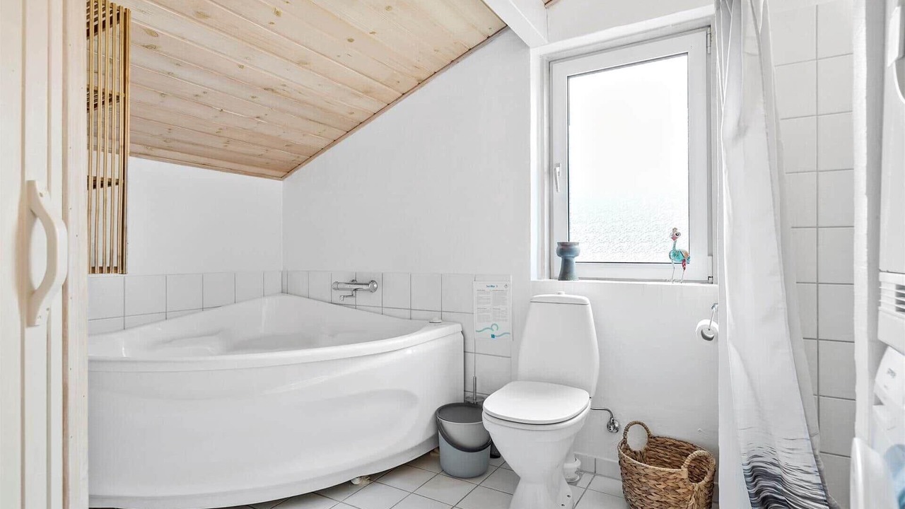 Photo of Bathroom in Tversted