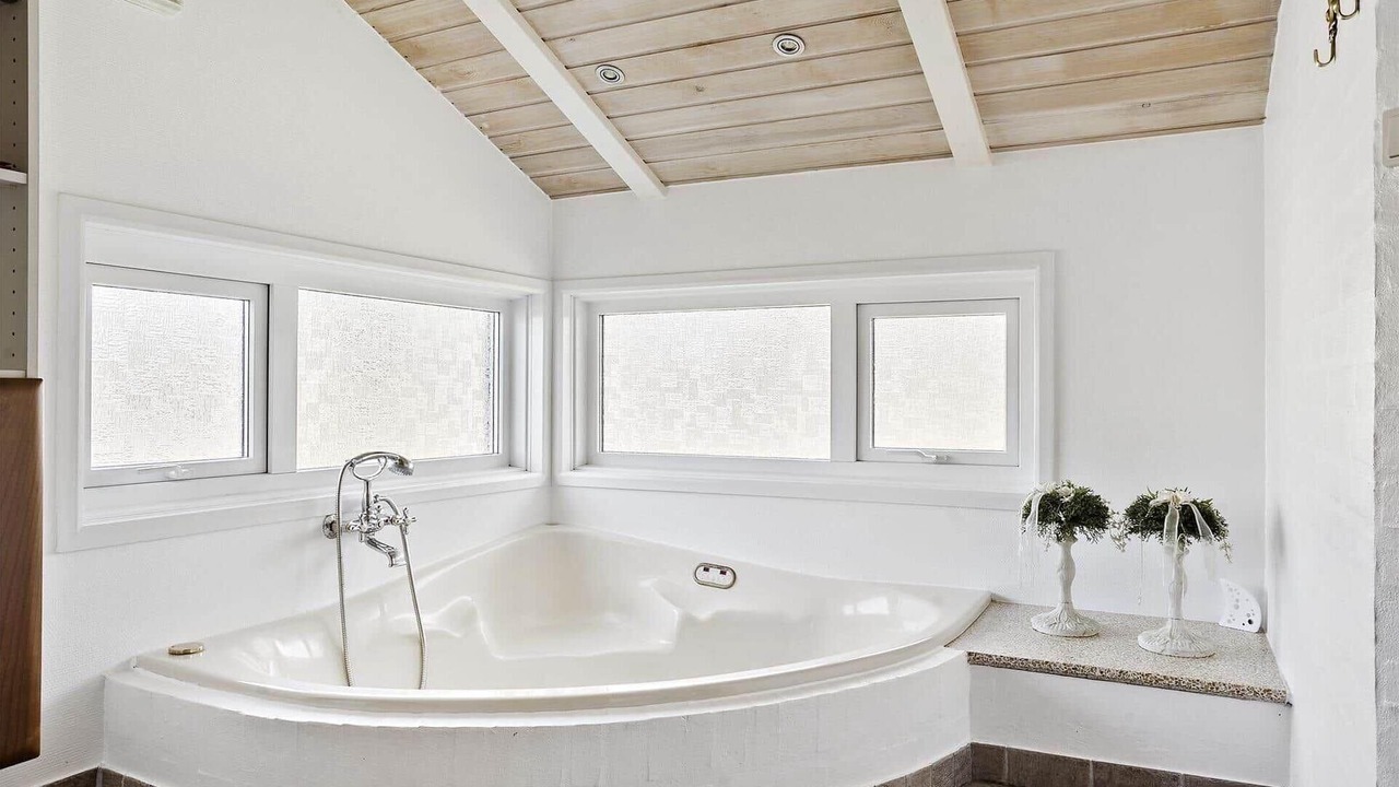 Photo of Bathroom in Tversted