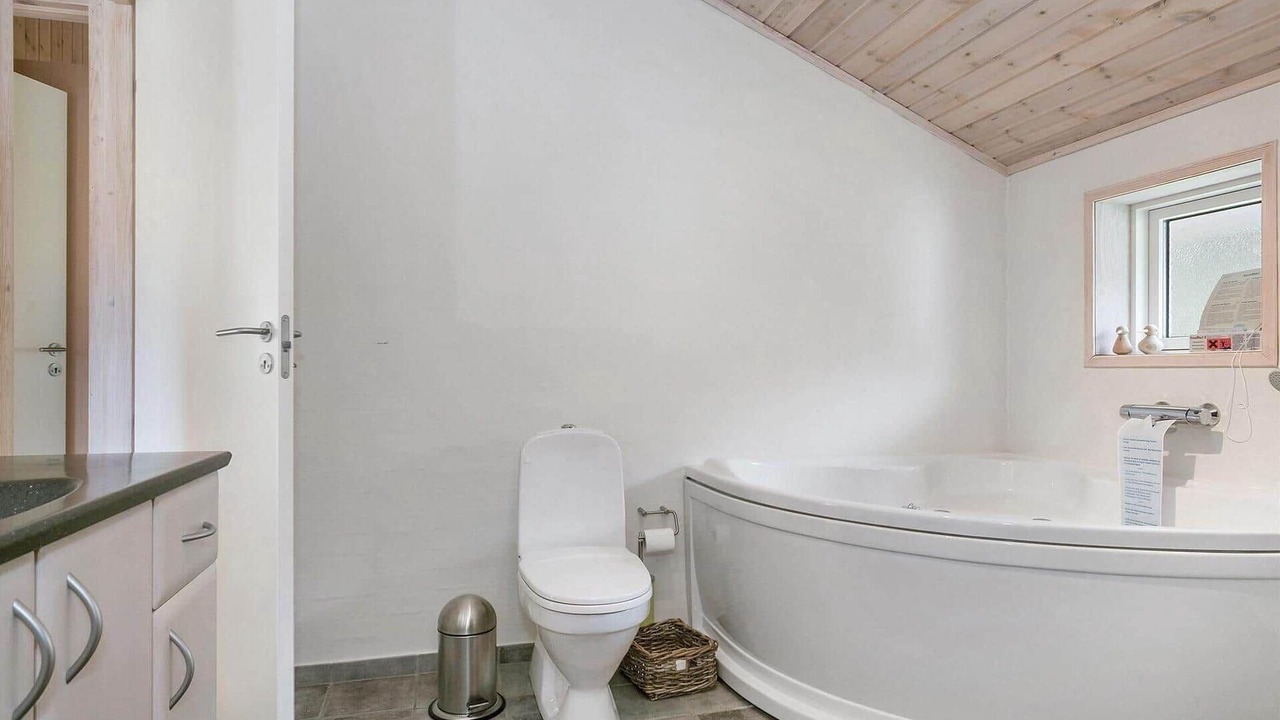 Photo of Bathroom in Tversted